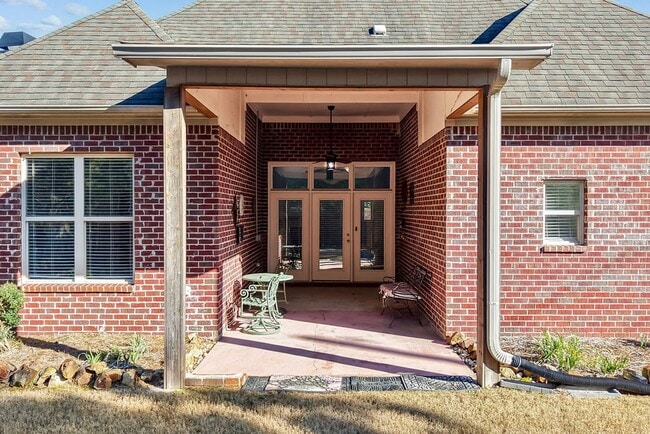 Photo - Looking for one-level living in one of Chelsea’s most-loved communities!