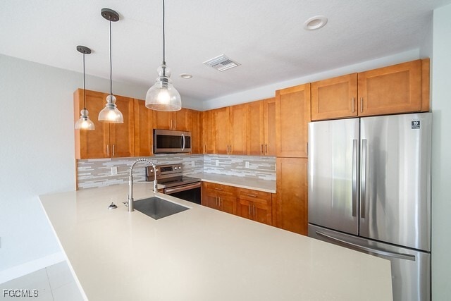 Photo - 390 Pennfield Ave