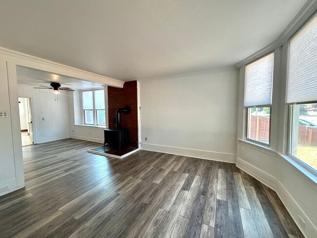 Photo - 304 S Anderson St