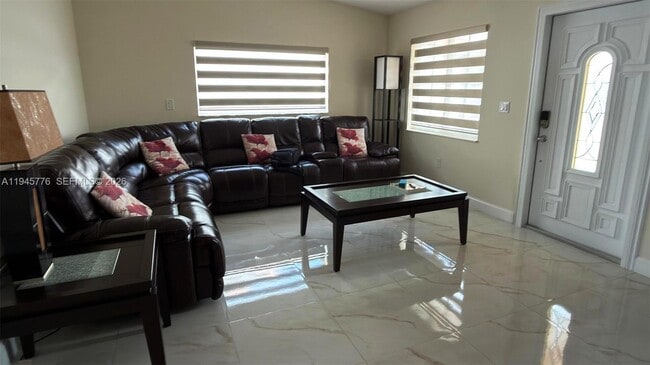 Photo - 1530 SW 138th Ave