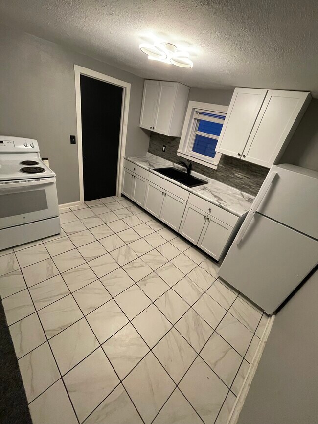 1132 Margie St Apartments Unit 1 Rothschild, WI