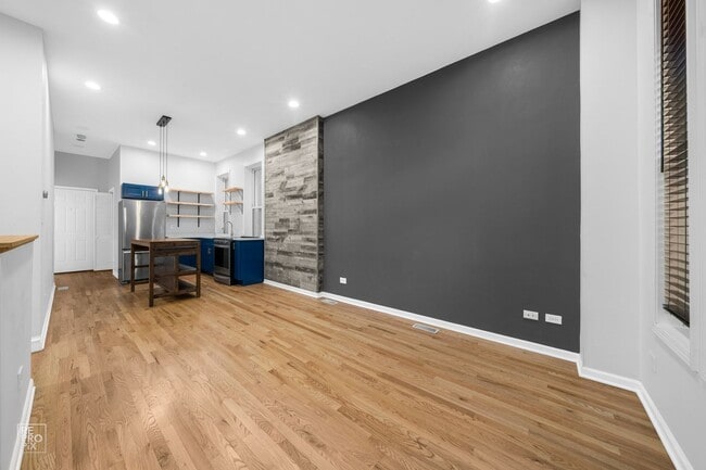 Photo - Spacious and Modern Wicker Park Duplex