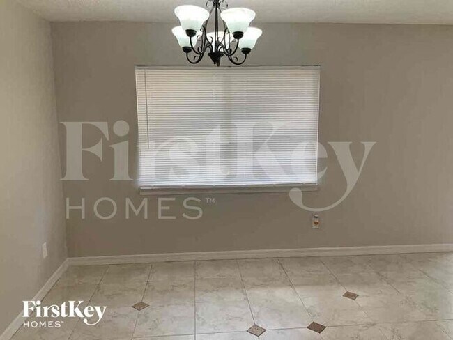 Photo - 1916 Haperon Street