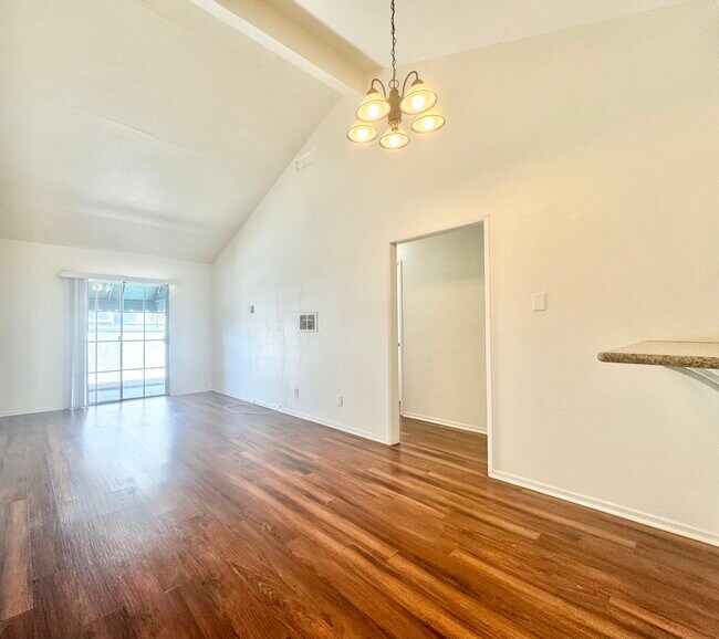 Photo - 1218 Long Beach Blvd Unidad 2