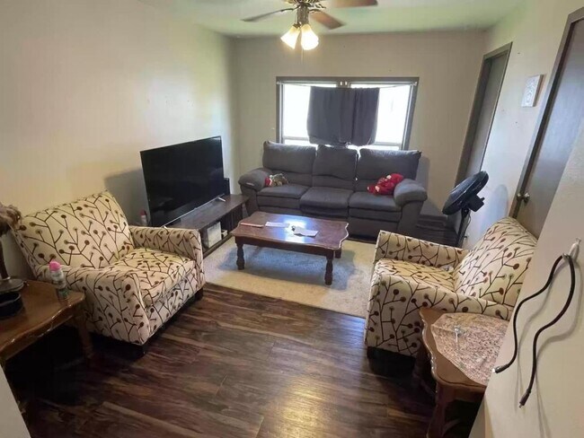 Photo - 201 State St