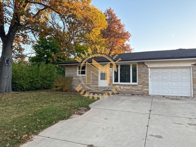 Building Photo - 2230 Mahon Ct Unit 2234