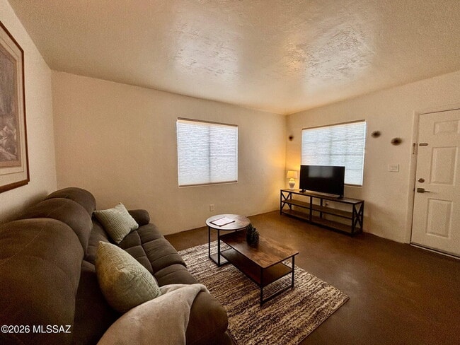 Photo - 4135 E Bellevue St