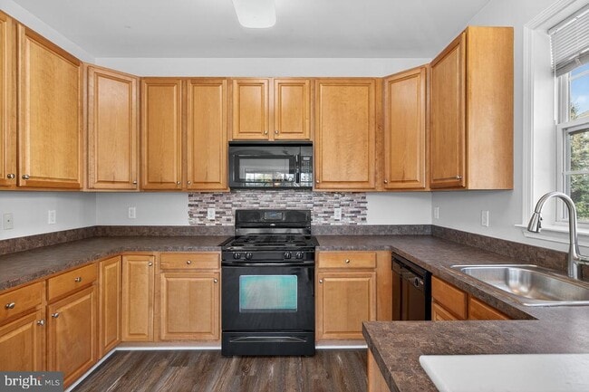 Photo - 127 Timberlake Dr
