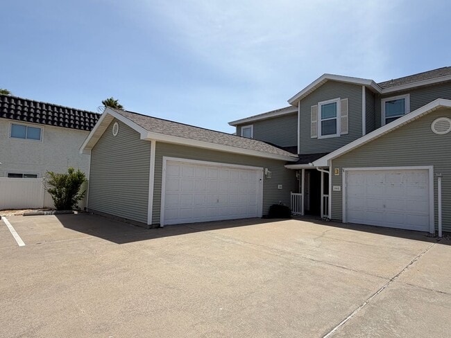 Photo - 14901 Windward Dr