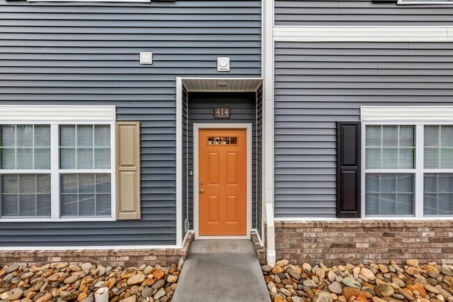 Photo - 414 E Norton Rd