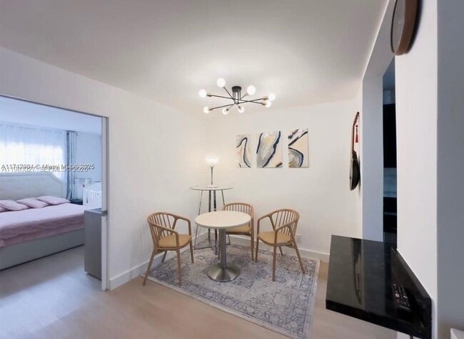 Photo - 1120 NE 10th St Unit 2