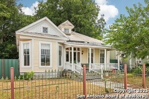 Photo - 109 Paso Hondo St
