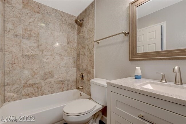Building Photo - 1303 Darlene Way Unit 405B Rental