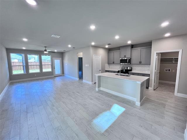 Photo - 808 Portina Dr