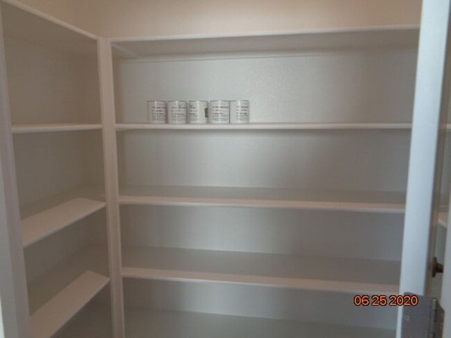 Photo - 519 Datura Dr