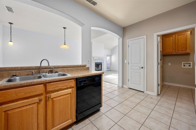 Photo - 112 Clearwater Ct