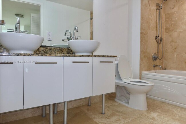 Photo - 41 SE 5th St Unit 1611