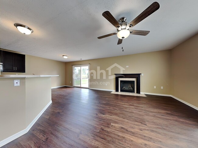 Photo - 7730 Hillsdowne Cir