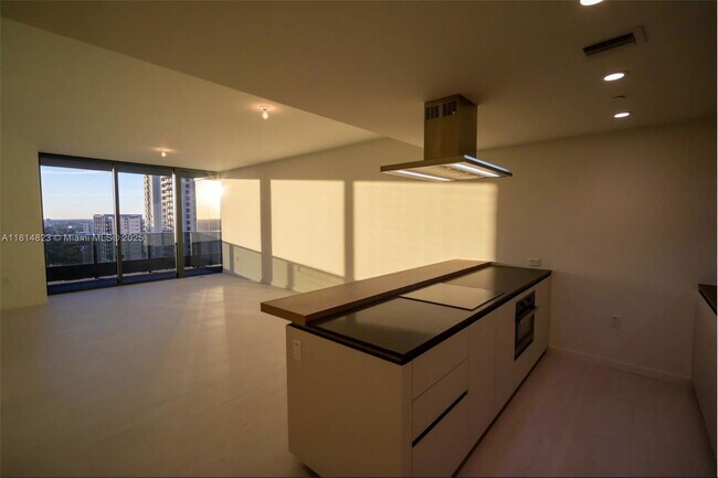 Photo - 1000 Brickell Plaza Unidad 2706