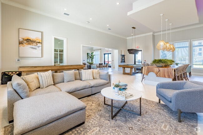 Clubroom - Gateway Commons Apartments