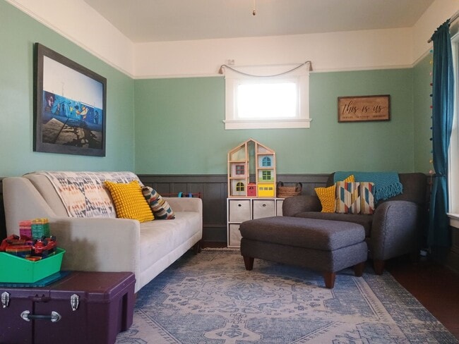 Photo - Spacious Craftsman in the Heart of North Spokane