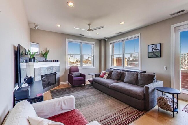 Photo - 4553 N Magnolia Ave Unit 504