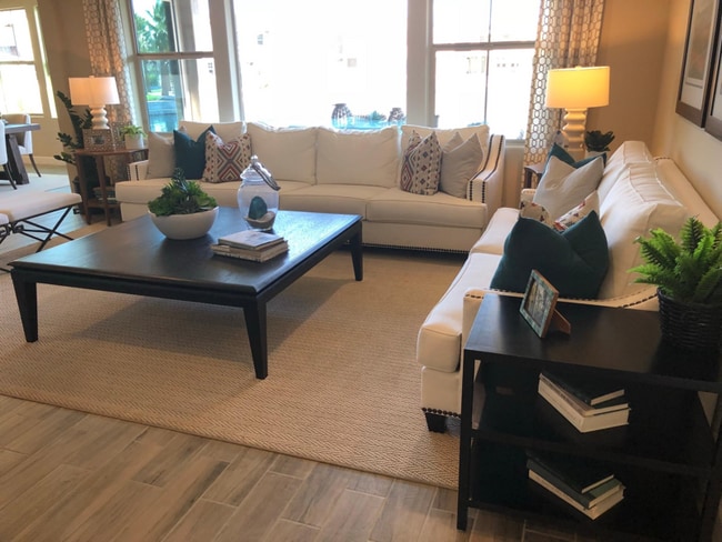 Photo - 949 W Angel Dr