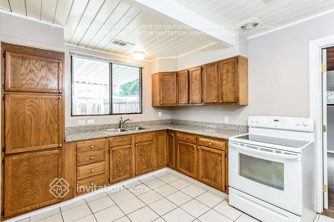 Photo - 321 Brennan Ct