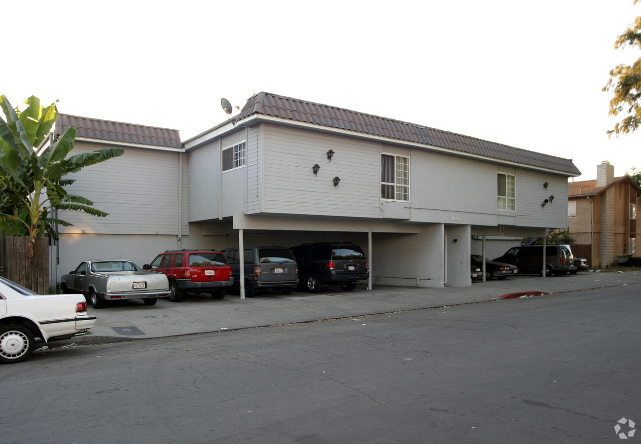 Photo - Gardenia Apartments