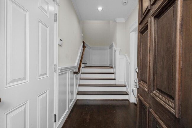 Photo - 1431 W 25th St