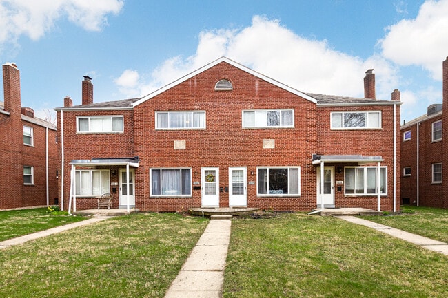 Photo - 1662 Elmwood Ave Townhome