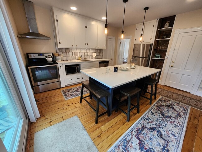 Photo - 6 Coburn Ave Apartment Unit 2