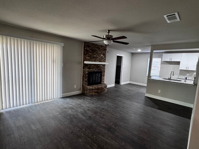 Photo - 1311 Alpine Dr