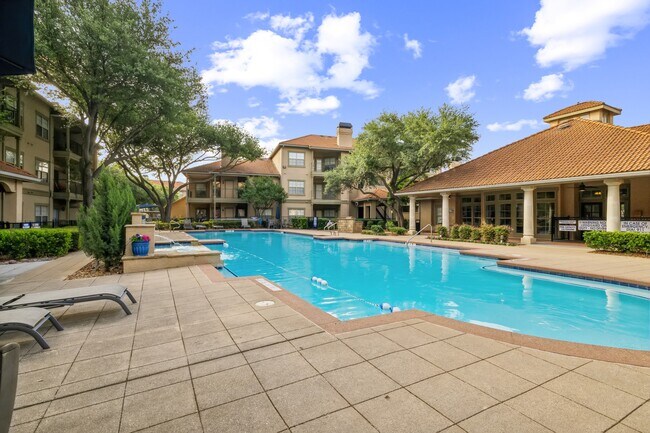 Photo - St Andrews at River Park Apartments