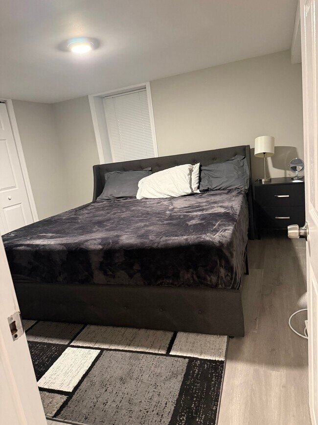 811 Thayer Ave Unit basement