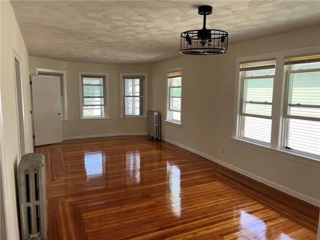 Photo - 22 Ingleside Ave