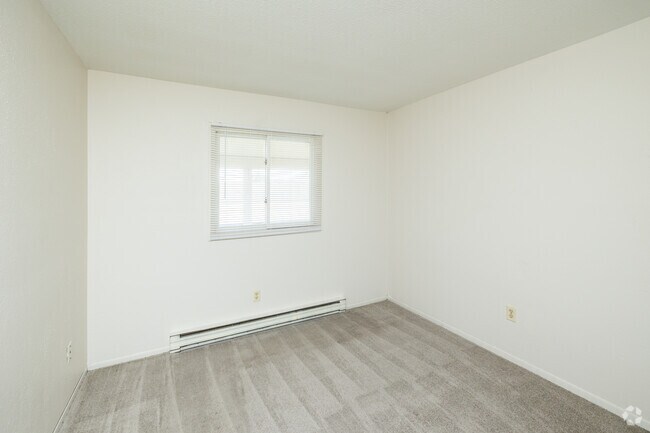 1BR, 1BA - 550SF - Kitchen