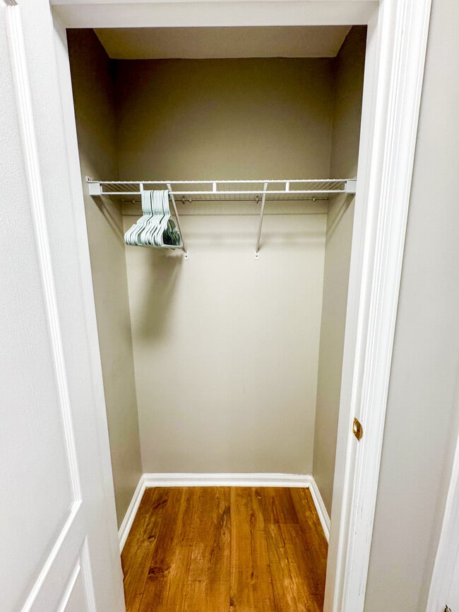 Photo - 136 Lionheart Ln Unit 136