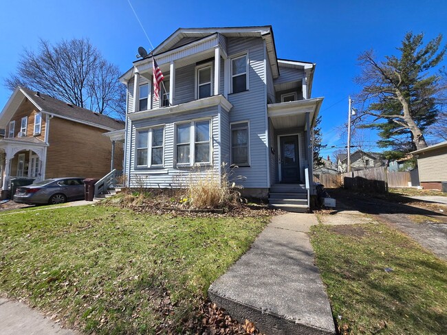 Photo - 15 Edmonds St Unit 3