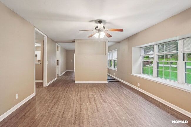 Photo - 1461 Centra Villa Dr SW