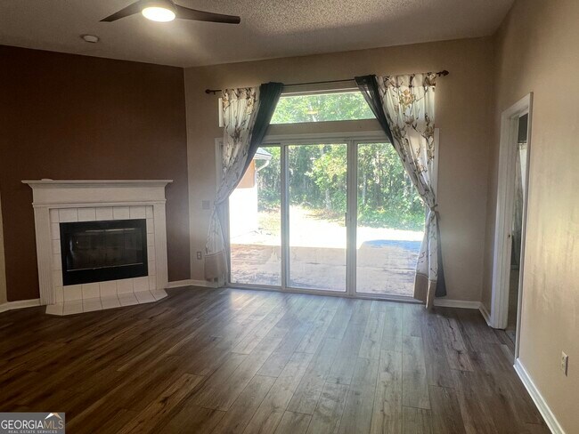 Photo - 166 Natures Dr