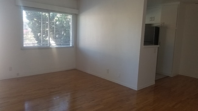 Photo - 1025 Idaho Ave Unit 9