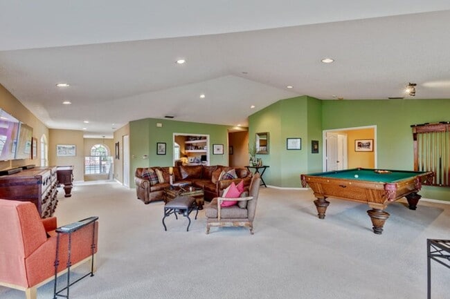 Photo - 207 Legendary Cir