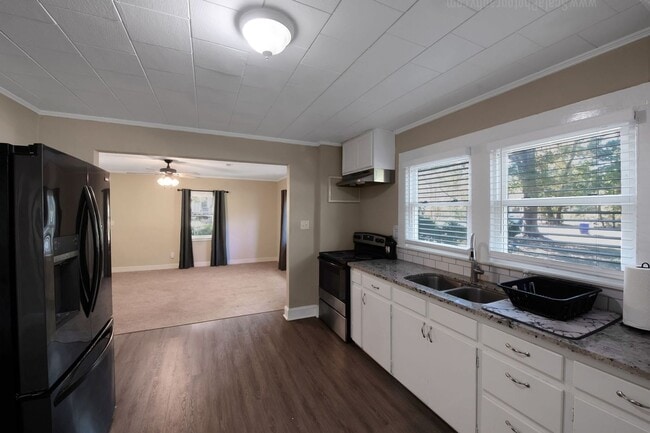 Photo - 3666 Old 421 Rd