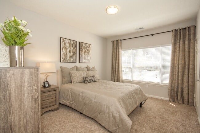 Photo - Stonecreek on the Green