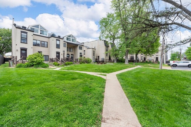 Photo - 1500 Menard Apartments