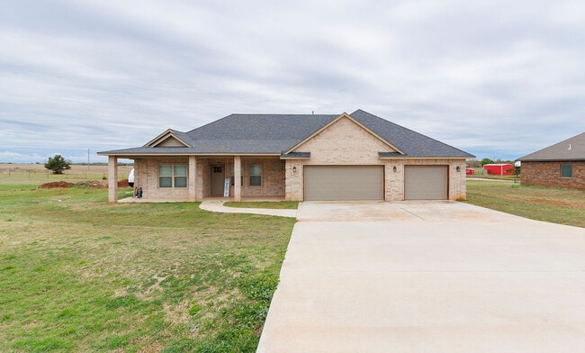 Building Photo - 13806 NE Lafayette Dr