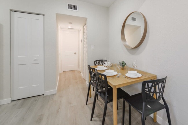 Building Photo - 700 SW 11th Ave Unit FL2-ID1022463P Rental