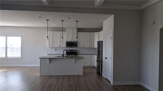 Photo - 170 High Pointe Dr