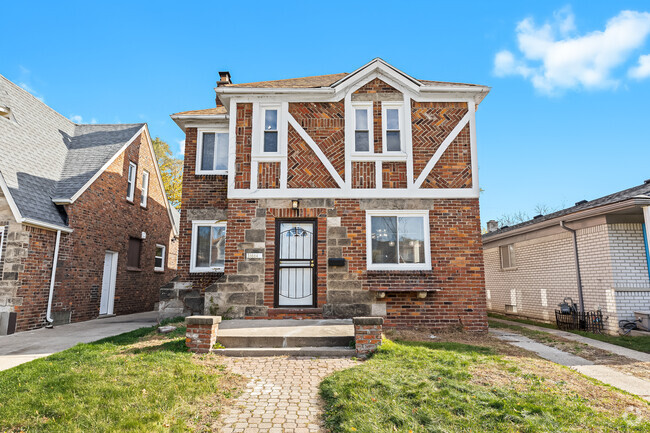 Building Photo - 18664 Cherrylawn St Rental